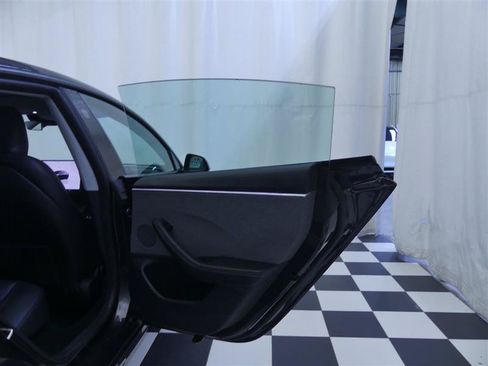 Used 2024 Tesla Model 3 Long Range RWD image 26