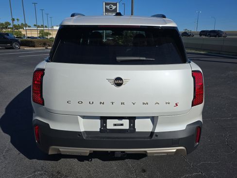 Certified 2025 MINI Cooper Countryman S w/ Comfort Package Max image 5