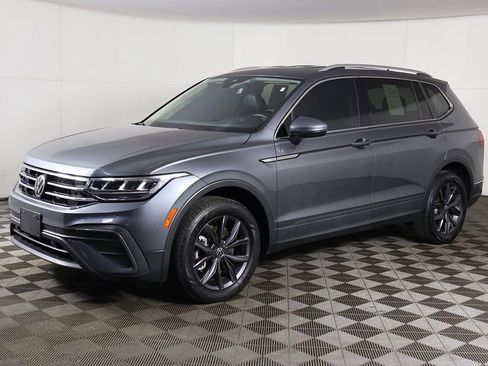 Used 2022 Volkswagen Tiguan SE image 7