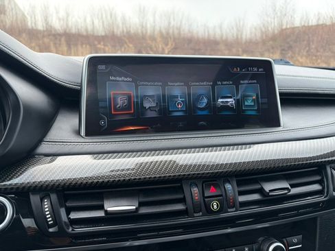 Used 2017 BMW X6 M Sports Activity Coupe image 29