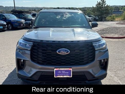Certified 2025 Ford Explorer ST-Line AWD/4WD image 9