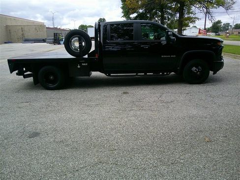 Used 2025 Chevrolet Silverado 3500 W/T w/ WT Convenience Package AWD/4WD image 6