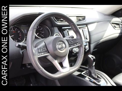 Used 2017 Nissan Rogue SL w/ SL Premium Package AWD/4WD image 18