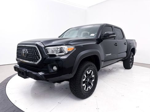 Used 2019 Toyota Tacoma TRD Off-Road image 12
