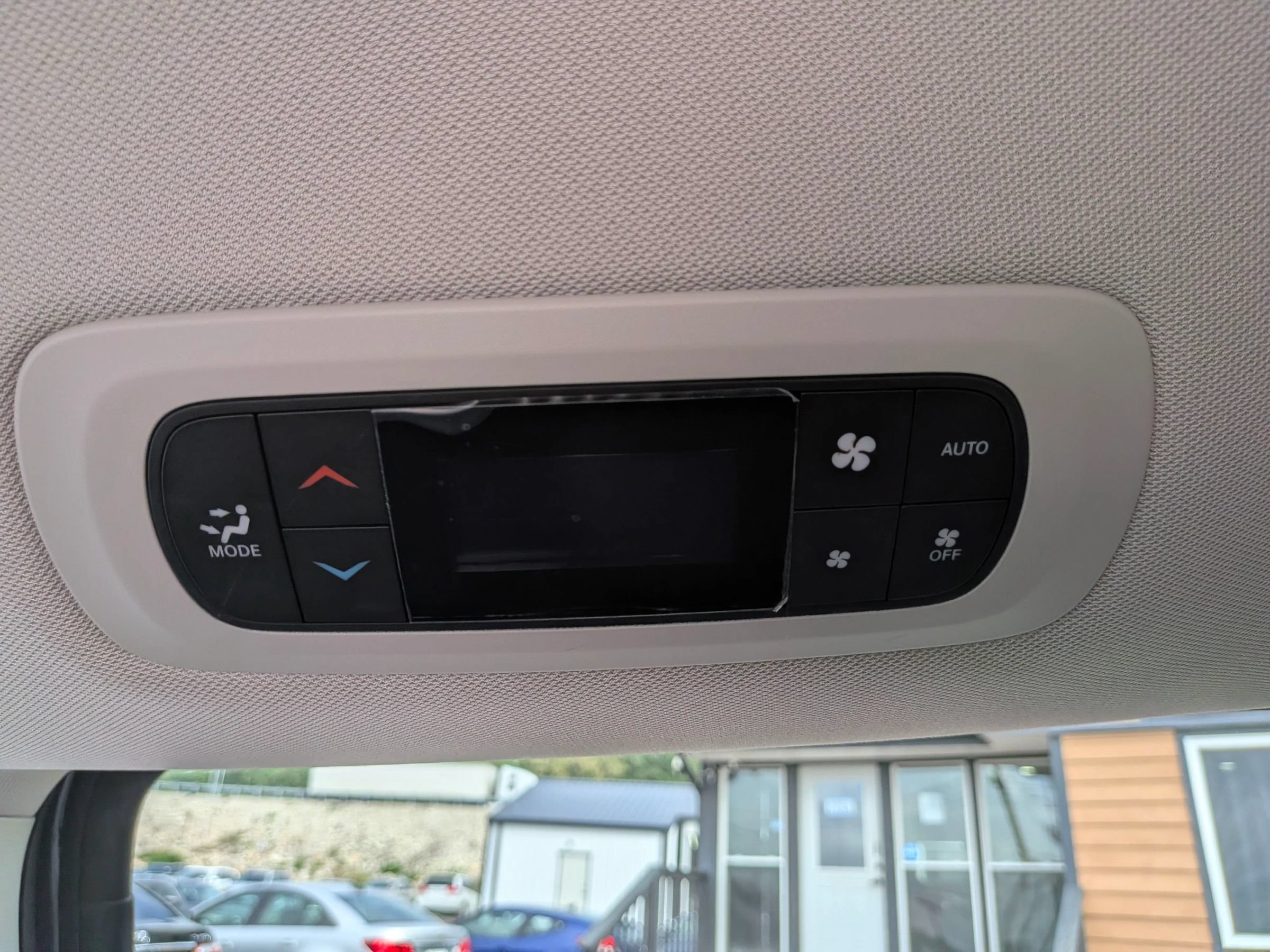 Used 2017 Chrysler Pacifica Touring-L w/ Tire & Wheel Group FWD image 29