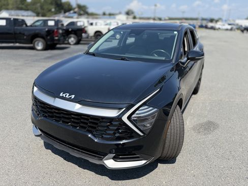 Used 2024 Kia Sportage EX FWD image 15