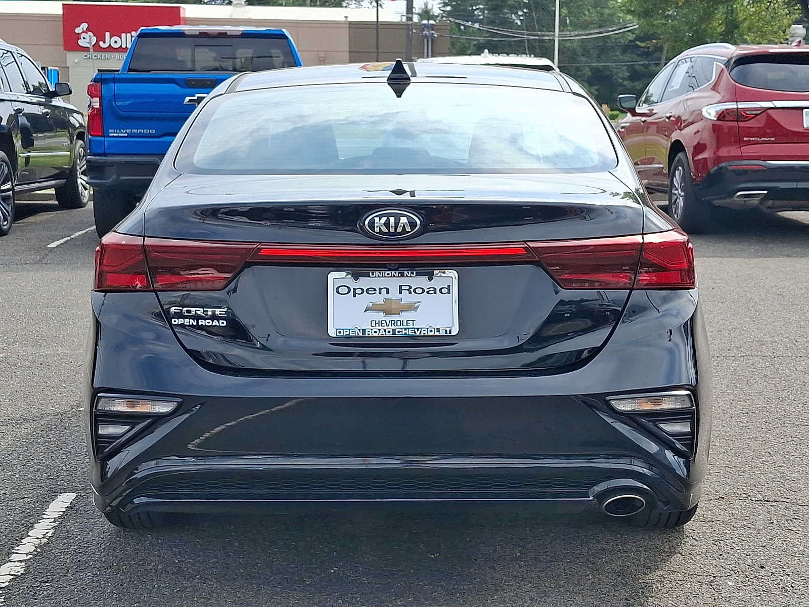 Used 2020 Kia Forte LXS FWD image 5