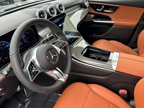 New 2026 Mercedes-Benz GLC 300 300 image 10