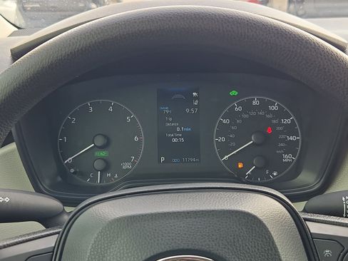 Used 2025 Toyota Corolla LE w/ LE Premium Package image 21