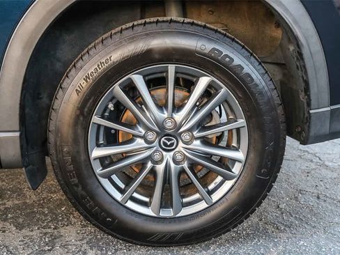 Used 2017 MAZDA CX-5 Touring image 10