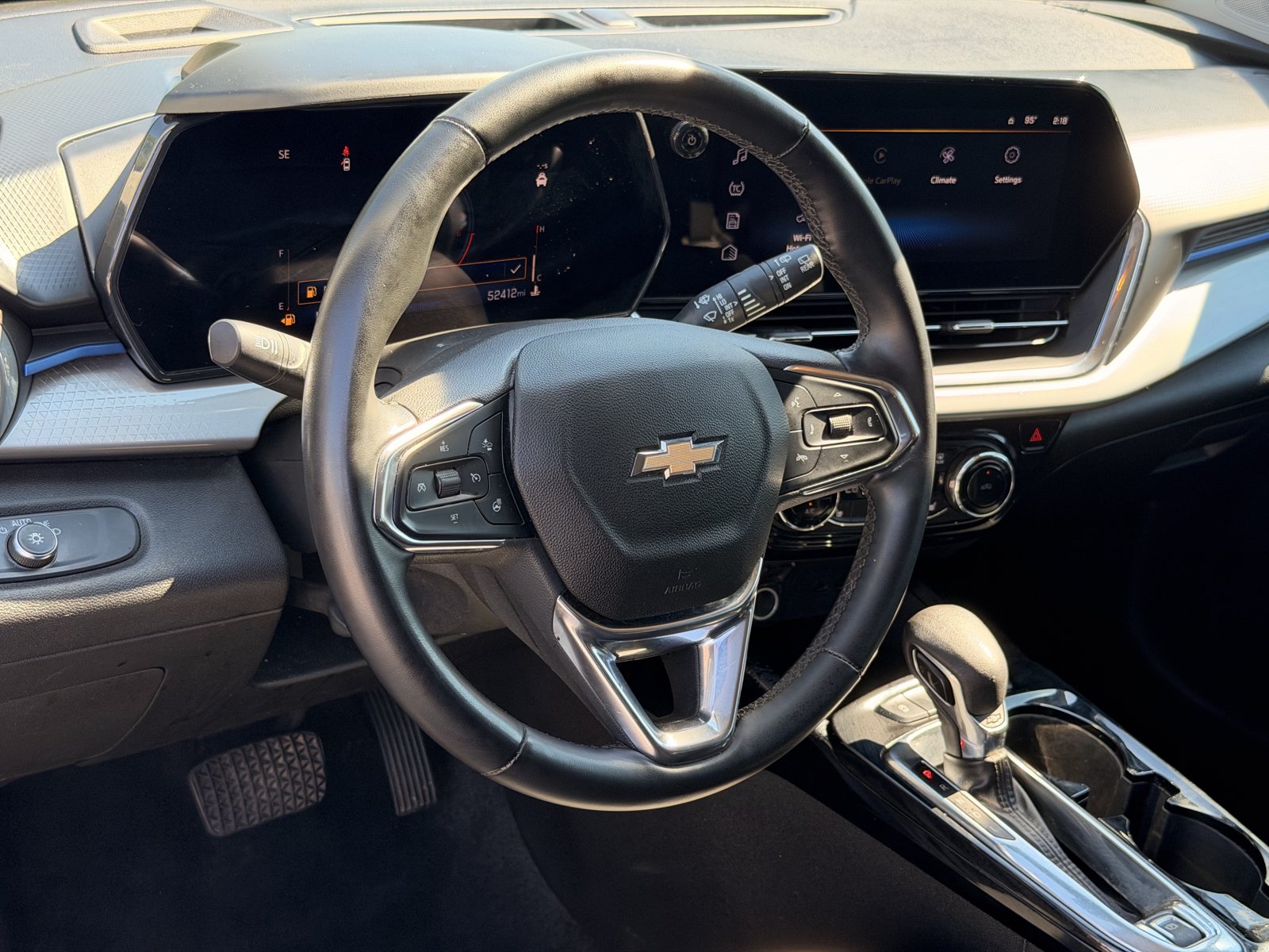 Used 2024 Chevrolet Trax LT w/ Driver Confidence Package FWD image 17