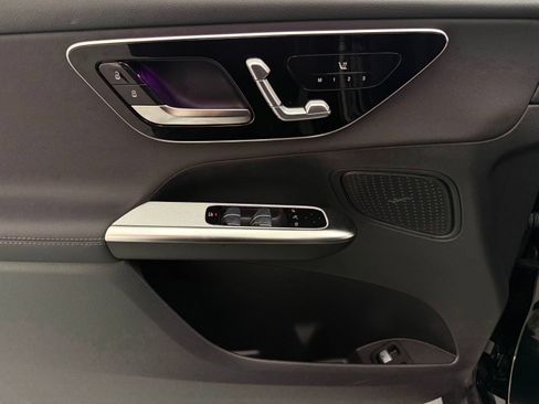Certified 2025 Mercedes-Benz GLC 350e 4MATIC image 11