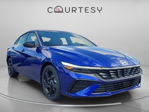 New 2026 Hyundai Elantra SEL Sport image 6