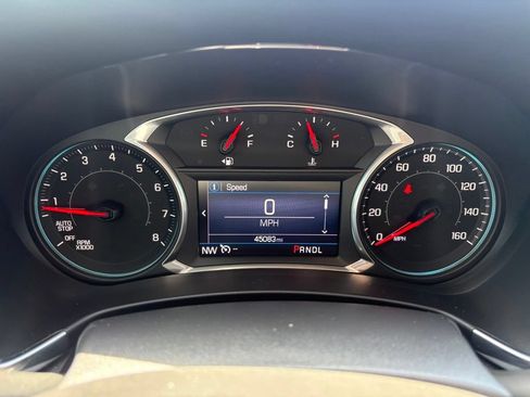 Used 2022 Chevrolet Equinox LT FWD image 16