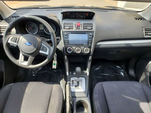 Used 2017 Subaru Forester 2.5i Premium w/ All-Weather Package AWD/4WD image 32
