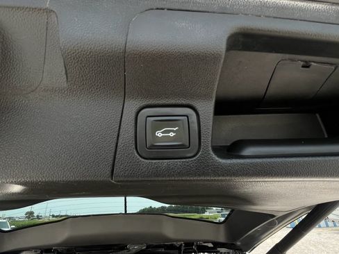 Used 2019 GMC Acadia Denali w/ LPO, Floor Liner Package AWD/4WD image 26