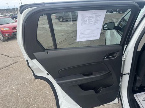 Used 2015 GMC Terrain SLE image 14