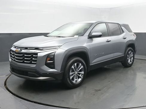Used 2026 Chevrolet Equinox LT AWD/4WD image 1