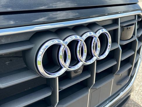 Used 2023 Audi Q8 Premium w/ Convenience Package AWD/4WD image 40