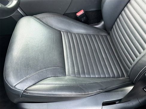 Used 2023 Land Rover Discovery S R-Dynamic image 36