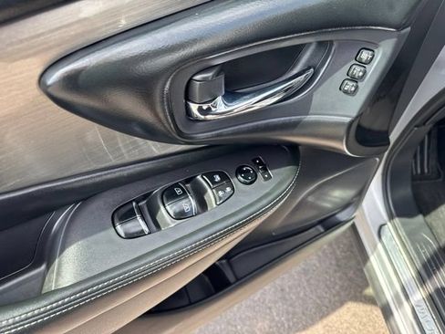 Used 2018 Nissan Murano Platinum w/ Cargo Package AWD/4WD image 8