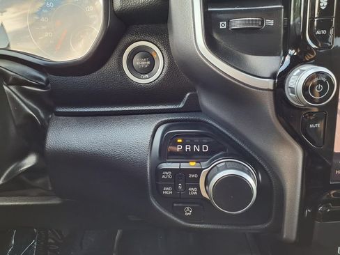 Certified 2025 RAM 1500 Big Horn AWD/4WD image 8