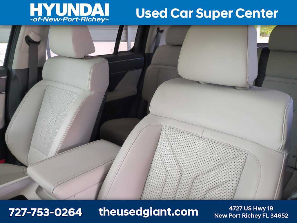 Certified 2025 Hyundai Santa Fe SEL FWD image 7