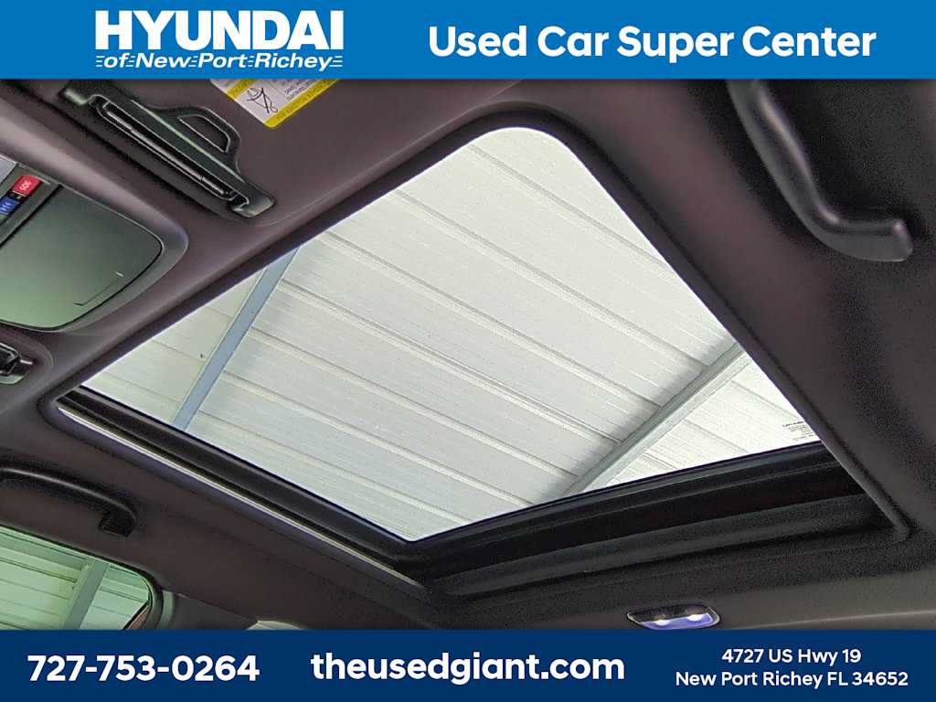 Used 2025 Subaru Forester Premium AWD/4WD image 23