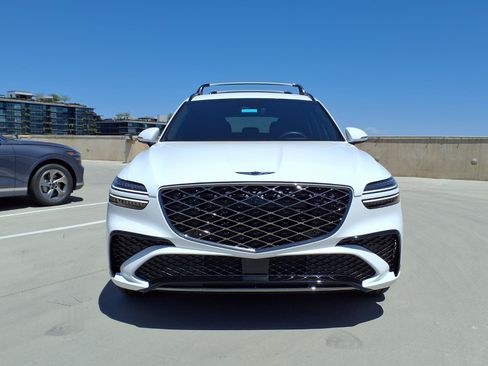 Certified 2026 Genesis GV70 3.5T Sport Prestige AWD/4WD image 2
