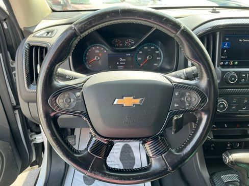 Used 2020 Chevrolet Colorado LT w/ Safety Package AWD/4WD image 12