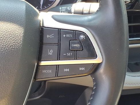 Used 2022 Toyota Highlander Platinum AWD/4WD image 21