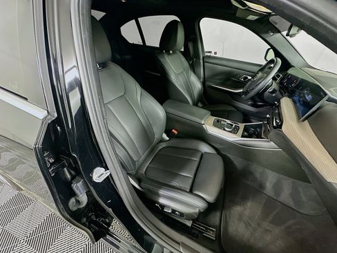 Used 2025 BMW 330i xDrive Sedan image 31