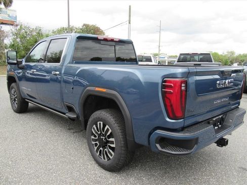 New 2026 GMC Sierra 2500 Denali Ultimate image 4