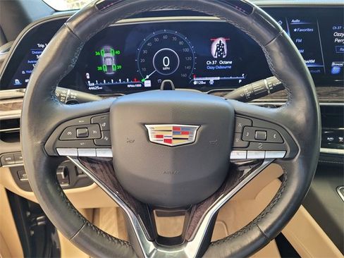 Used 2023 Cadillac Escalade Premium Luxury w/ Performance Package image 28