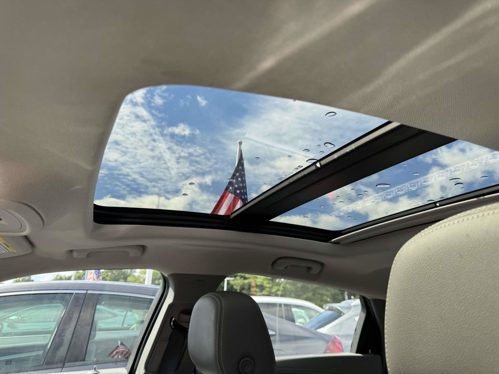 Used 2019 Chevrolet Impala Premier FWD image 16