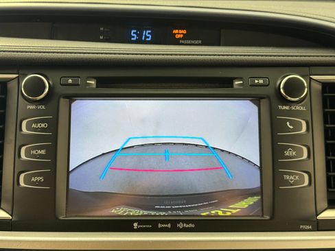 Used 2016 Toyota Highlander Plus image 23