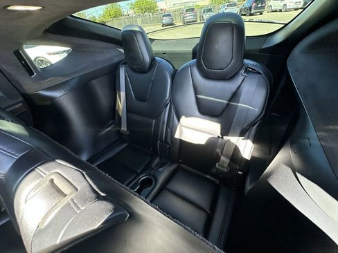 Used 2018 Tesla Model X 100D image 32