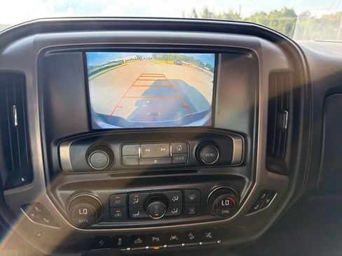 Used 2017 GMC Sierra 1500 Denali w/ Denali Ultimate Package AWD/4WD image 10
