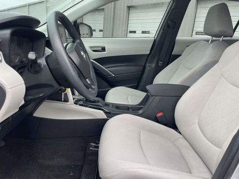 Used 2024 Toyota Corolla Cross L FWD image 25