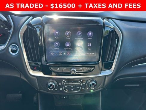 Used 2020 Chevrolet Traverse LT image 23