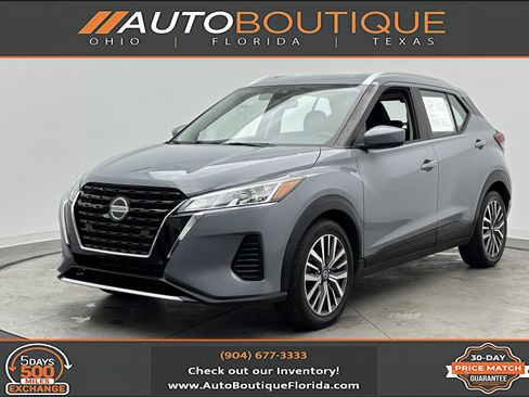 Used 2021 Nissan Kicks SV FWD image 1
