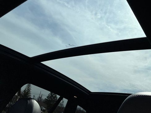 Used 2023 BMW X3 xDrive30i w/ Premium Package image 21