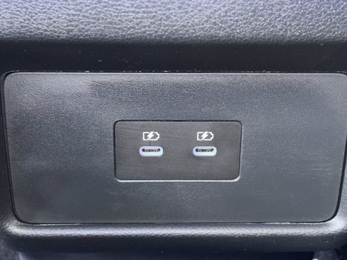 Certified 2025 Nissan Rogue SV w/ SV Premium Package FWD image 29