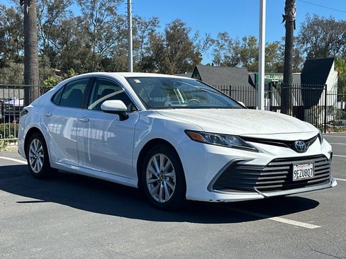 Used 2023 Toyota Camry LE w/ Protection Package (Q2) (TMS) FWD image 4