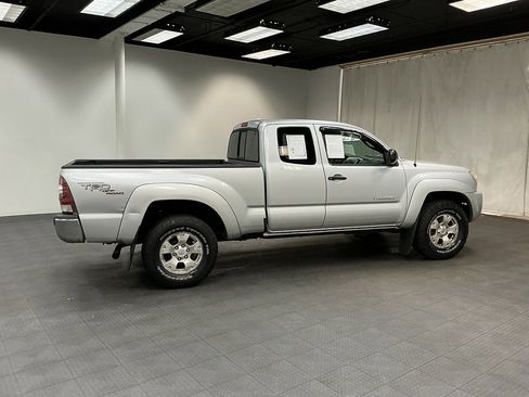 Used 2009 Toyota Tacoma 4x4 Access Cab V6 image 6