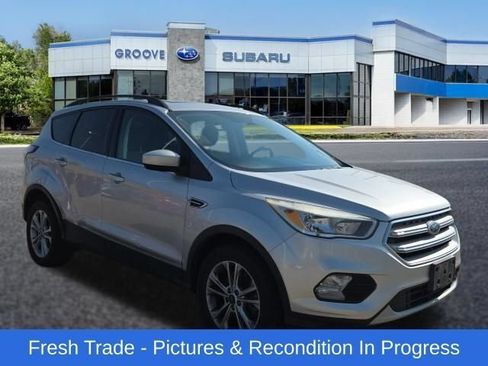 Used 2018 Ford Escape SE AWD/4WD image 7