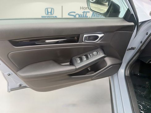 Used 2024 Honda Civic Sport Touring image 20