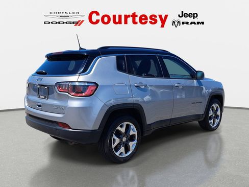 Used 2020 Jeep Compass Limited AWD/4WD image 4