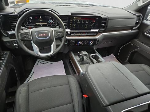 Used 2025 GMC Sierra 1500 Elevation w/ Preferred Package image 16