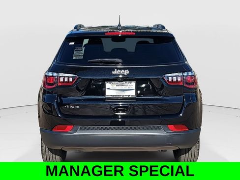 New 2026 Jeep Compass Latitude AWD/4WD image 4